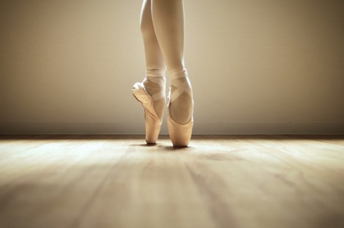 ballerina feet on toes
